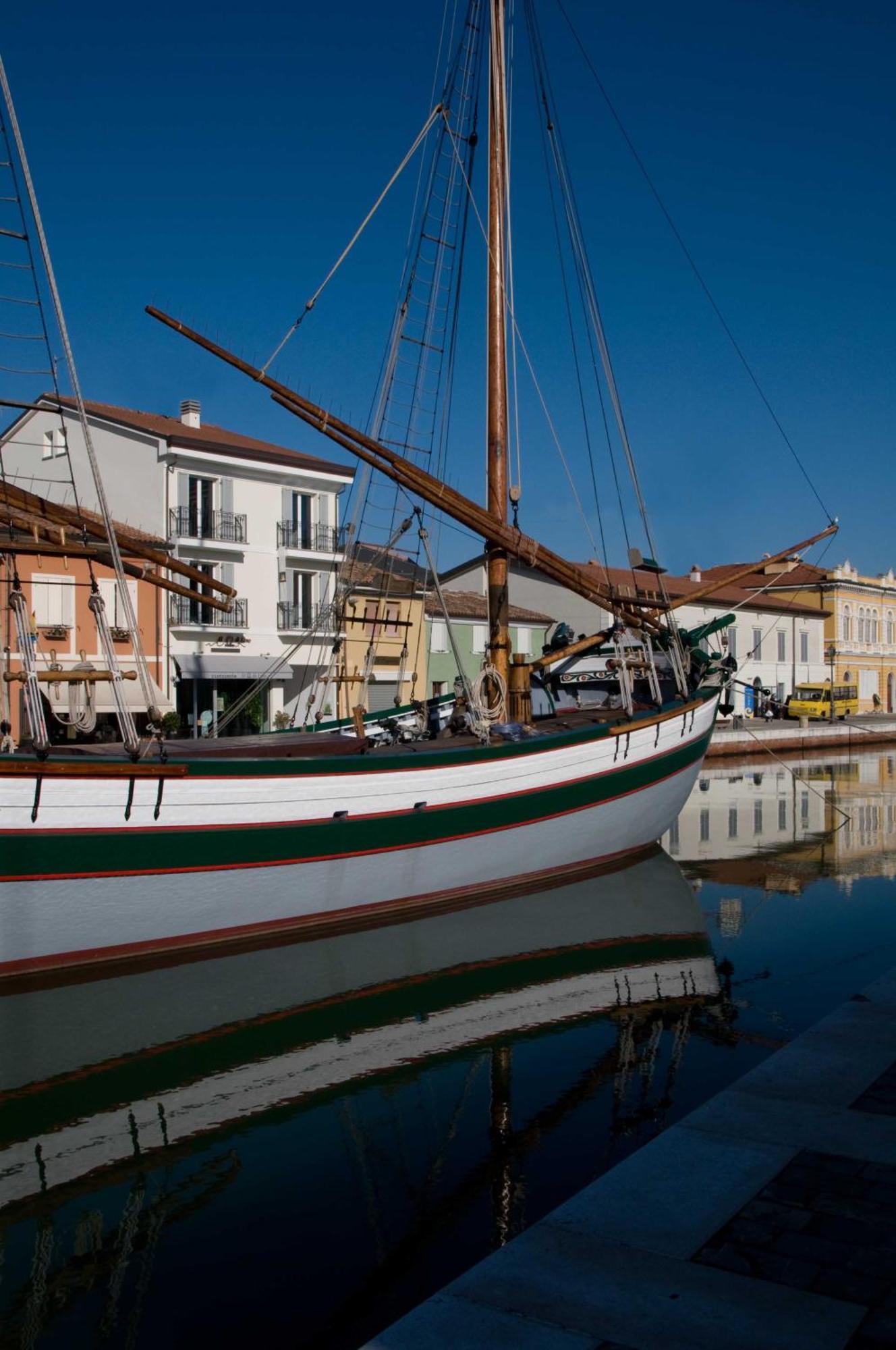 Casadodici Boutique Hotel Cesenatico Kültér fotó